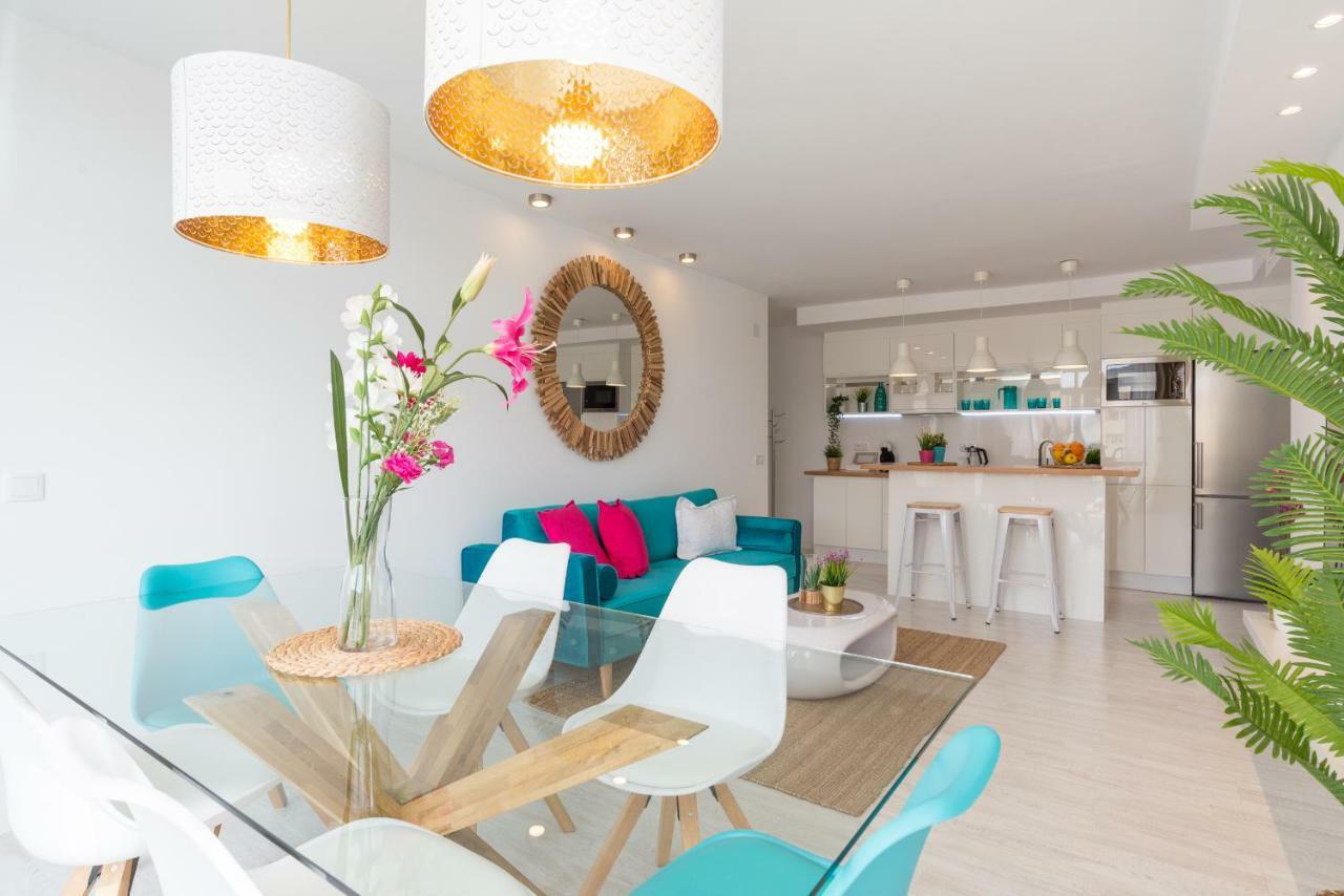 Stunning Spacious City Apartment With Free Parking Málaga Buitenkant foto