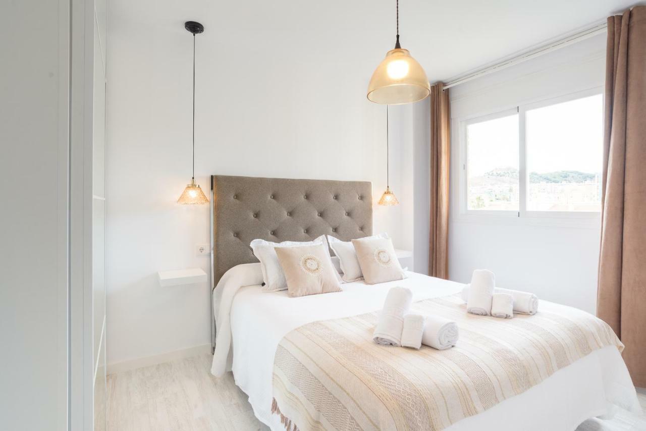 Stunning Spacious City Apartment With Free Parking Málaga Buitenkant foto